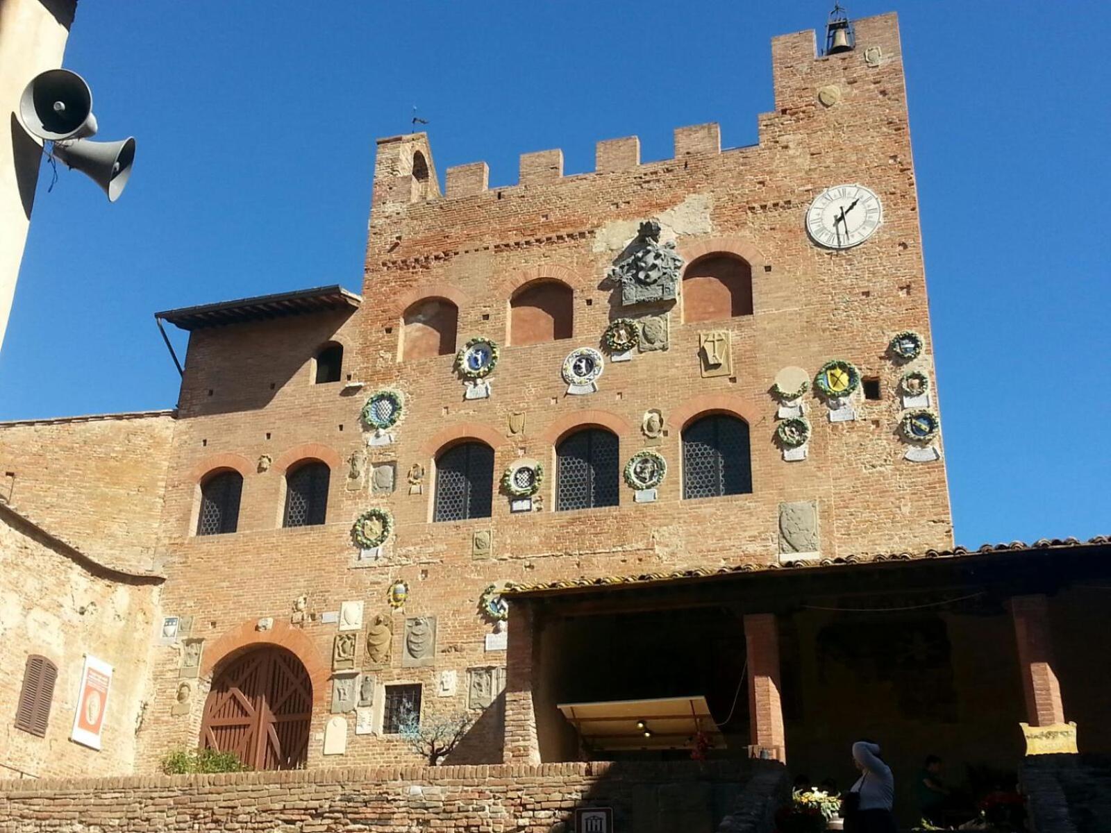 Casa Vacanze Santa Maria Certaldo Luaran gambar